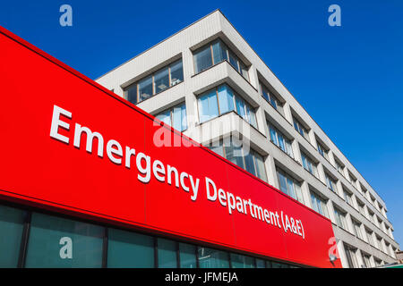 L'Angleterre, Londres, l'hôpital de St.Thomas, accidents et panneau d'urgence