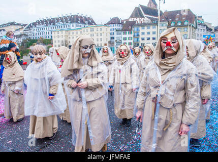 Les participants au carnaval de Bâle à Bâle , Suisse Banque D'Images