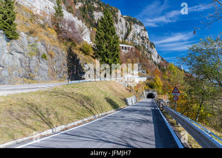 Passo di Monte Croce Carnico dans les Alpes Carniques, Paluzza, Province d'Udine, Frioul-Vénétie Julienne, la région de l'Italie, l'Europe. Banque D'Images