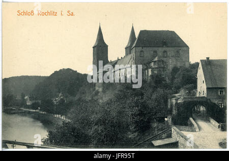 Une carte postale de 1913 publiée par Brück & Sohn, montrant les portes du Schloss Rochlitz en Saxe, soulignant les caractéristiques architecturales du château et son emplacement dans la région du Landkreis Mittelsachsen. Banque D'Images