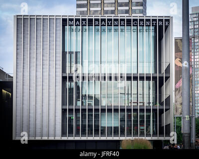 Le Centre Max Rayne près du Théâtre National, sur la rive sud de Londres. Il abrite des bureaux de production et atelier de peinture, Banque D'Images