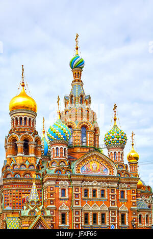 Saint Petersburg, Russie - le 24 juin 2017 : Eglise du Sauveur sur le Sang Versé Banque D'Images