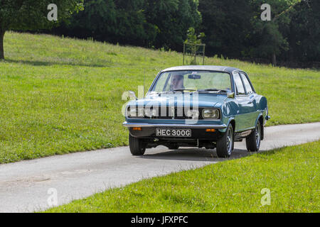 1969 60s véhicules classiques et vintage bleus Vauxhall Viva 1599cc SL, collectables et restaurés arrivant pour l'événement Mark Woodward à Leighton Hall, Carnforth, Royaume-Uni Banque D'Images