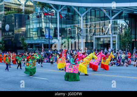 Vancouver, Canada. 30Th May, 2017. Canada 150, Parade de la fête du Canada, Vancouver, Colombie-Britannique, Canada. Crédit : Michael Wheatley/Alamy Live News Banque D'Images