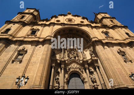 Façade de Santa Maria la Mayor, Alcaniz Teruel, Aragon , Espagne. Banque D'Images