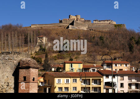 Fort Lagarde et Prats de Mollo, Le Preste,Village, Languedoc Roussillon, Pyrenees Orientales, France Banque D'Images