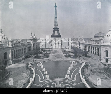 Le Champ de Mars, vue prise du Château d'eau, l'Exposition Universelle de Paris 1900 Banque D'Images