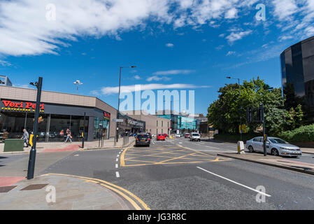 Le fantastique centre commercial Broadway au cœur de Bradford, West Yorkshire, Royaume-Uni, Juillet 2017 Banque D'Images