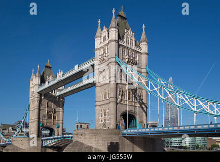 Tower Bridge à Londres, Angleterre, RU Banque D'Images