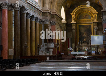 Éléments de l'intérieur de l'intérieur de St. John's Basilica Banque D'Images