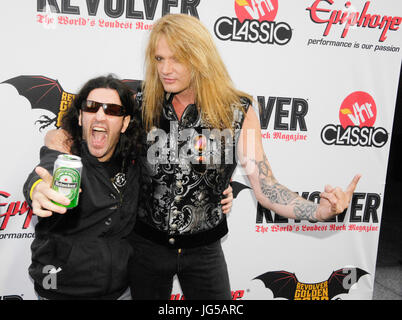 (G-D) Frank Bello Sebastian Bach arrive 3e Club annuel des Prix Revolver Golden Gods Nokia avril 20,2011 Los Angeles, Californie. Banque D'Images