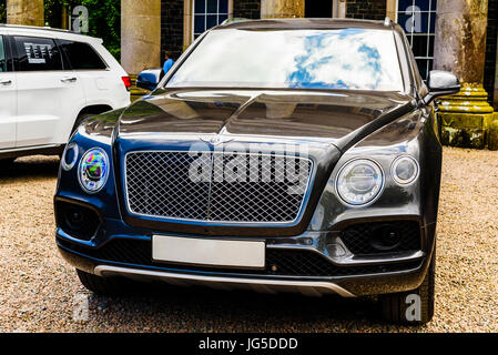 Bentley Bentayga 5 portes SUV de luxe. Seulement 600 seront prises pour la première édition. Banque D'Images