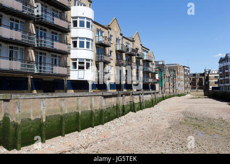 Wharf loft apartments, Limehouse, Londres, Royaume-Uni. Banque D'Images