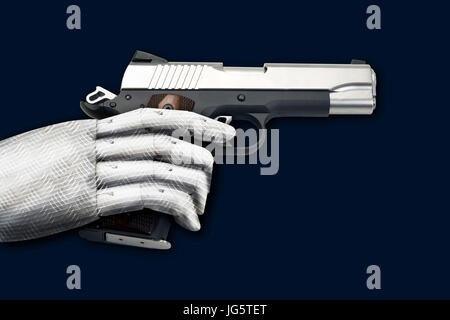 Avec des armes de poing semi-automatique robot comme la main. Banque D'Images