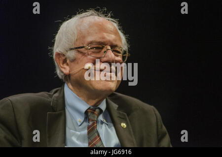 Le sénateur Bernie Sanders parle et héberge un Q et un à la brixton academy au Hay Festival comprend : le sénateur Bernie Sanders Où : London, Londres, Royaume-Uni Quand : 02 Juin 2017 : Crédit Alozie/WENN.com Banque D'Images