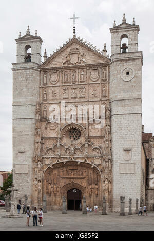 Saint Paul's Church (Eglise de San Pablo) en style Isabelline à Valladolid en Castille et León, Espagne. Banque D'Images