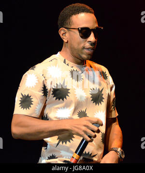 Milwaukee, Wisconsin, États-Unis. 2 juillet, 2017. Ludacris rappeur et acteur exécute live au Festival Park pendant Henry Maier Summerfest à Milwaukee, Wisconsin. Ricky Bassman/Cal Sport Media/Alamy Live News Banque D'Images