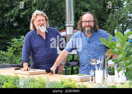 Hairy Bikers Si King et Dave Myers, 'Cuisine Jardin Live'. Conçu Juliet Sargeant. RHS Hampton Court Palace Flower Show 2017, London, England, UK Banque D'Images