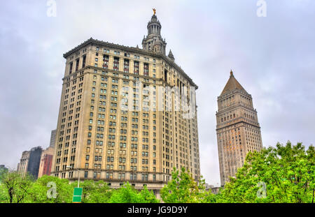 Manhattan Municipal Building et Thurgood Marshall United States Courthouse à New York City Banque D'Images