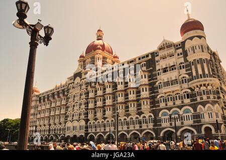 MUMBAI, INDE - 2017 : Le Taj Mahal Palace Hotel à Mumbai, Inde Banque D'Images