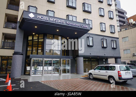 Kanazawa, Japon - Dec 1, 2016. Façade de l'hôtel Hotel Sunroute Ariake au centre-ville de Kanazawa, Japon. Kanazawa est la ville où la culture traditionnelle et moderniz Banque D'Images