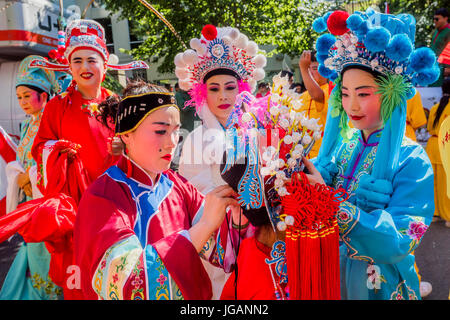 Canada 150, Parade de la fête du Canada, Vancouver, Colombie-Britannique, Canada. Banque D'Images