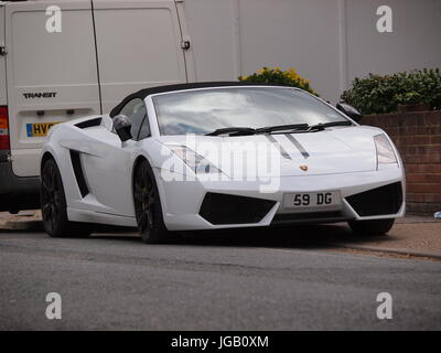 Une Lamborghini Gallardo Spyder blanc supercar. Banque D'Images