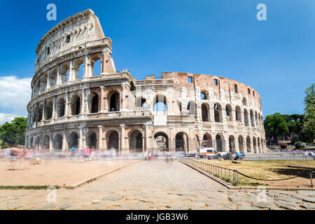 Ruines du grand, vieux Colisée, Rome, Italie Banque D'Images