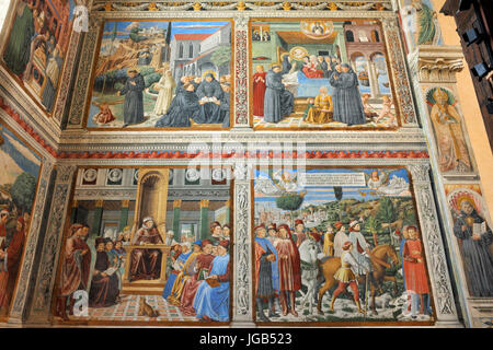 Vie de St Augustine, abside Frescos par Benozzo Gozzoli (AD 1464-1465), église de St Augustine, San Gimignano, Toscane, Italie Banque D'Images