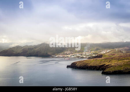 Canical, vue à partir de la plage de Ponta de Sao Lourenço, Madeira, Portugal Banque D'Images