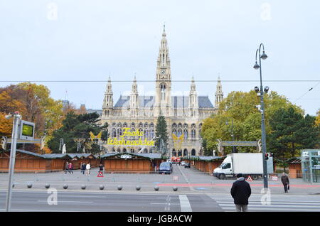 Street View de Wiener Rathaus Hôtel de ville de Vienne, Autriche Banque D'Images