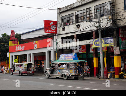 Manille, Philippines - Dec 20, 2015. Vue sur la rue à Chinatown à Manille, aux Philippines. Banque D'Images