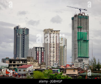 Manille, Philippines - Dec 20, 2015. Bâtiments résidentiel situé à Chinatown à Manille, aux Philippines. La région métropolitaine de Manille est située dans le sud-ouest de port Banque D'Images