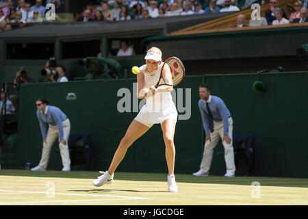 Londres, Royaume-Uni. 5 juillet, 2017. Les Championnats de tennis de Wimbledon 2017 tenue à l'ensemble, au Royaume-Uni. 05 juillet, 2017. Lawn Tennis et croquet Club, Londres, Angleterre, Royaume-Uni. Simple dames - DEUXIÈME TOUR Johanna Konta (GBR) [6] v Donna Vekic (CRO). Sur la photo :- Donna Vekic Crédit : Duncan Grove/Alamy Live News Banque D'Images