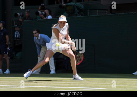 Londres, Royaume-Uni. 5 juillet, 2017. Les Championnats de tennis de Wimbledon 2017 tenue à l'ensemble, au Royaume-Uni. 05 juillet, 2017. Lawn Tennis et croquet Club, Londres, Angleterre, Royaume-Uni. Simple dames - DEUXIÈME TOUR Johanna Konta (GBR) [6] v Donna Vekic (CRO). Sur la photo :- Donna Vekic Crédit : Duncan Grove/Alamy Live News Banque D'Images