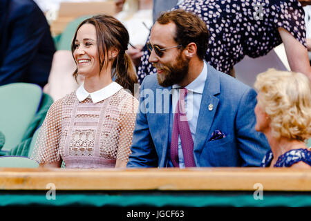 Londres, Royaume-Uni, 5 juillet 2017 : Pippa Middleton et son frère James, le tournoi de Wimbledon 2017 au All England Lawn Tennis et croquet Club à Londres. Crédit : Frank Molter/Alamy Live News Banque D'Images