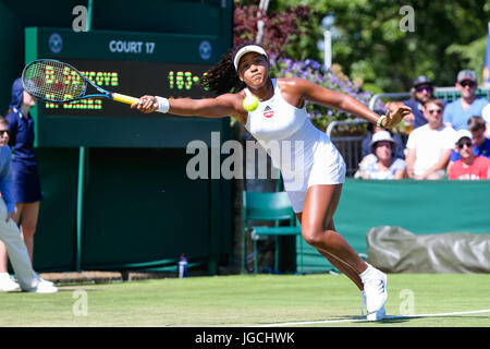 Londres, Royaume-Uni. 5 juillet, 2017. Naomi Osaka (JPN) Tennis : Naomi de Osaka au Japon pendant féminin deuxième tour des championnats de tennis de Wimbledon contre Barbora Strycova de la République tchèque à l'All England Lawn Tennis et croquet Club à Londres, Angleterre . Credit : AFLO/Alamy Live News Banque D'Images