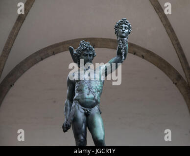 Sculpture en bronze, Perseo avec Medusa, Florence, Italie Banque D'Images