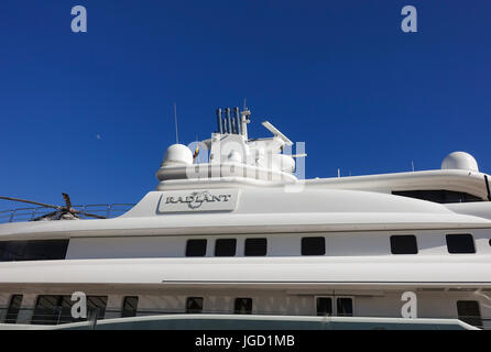 240 millions d'euros, mega yacht de luxe, super yacht, yacht, yachts, administré par Abdulla Al Futtaim, amarré dans le port de Malaga, Andalousie, Espagne Banque D'Images