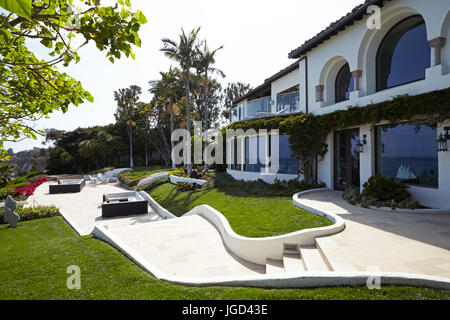 Résidence de style colonial espagnol à Malibu Banque D'Images