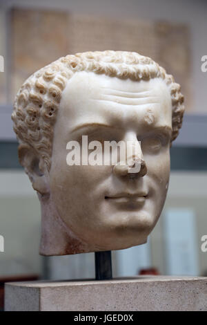 Titus (39-81 AD). Empereur romain de 79-81. Buste, d'Utica, Tunisie. British Museum. Londres, Royaume-Uni. Banque D'Images