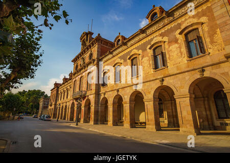 Palais du Parlement de Catalogne situé dans le parc de la citadelle conçue par l'architecte et ingénieur militaire Próspero de Verboom. Barcelona la Catalogne Banque D'Images