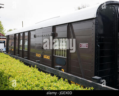 Un wagon de chemin de fer restauré avec une assurance qui une fois exploités sur le sud-est et en fer Chatham Kent UK Banque D'Images