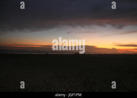 Coucher de soleil, plage, 2014, Praia Grande, Côte Paulista, Sao Paulo, Brésil. Banque D'Images