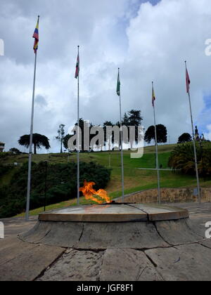 La Flamme éternelle du monument à Puente de Boyaca, le site de la célèbre bataille de Boyaca où l'armée de Simon Bolivar, avec l'aide de la British Banque D'Images