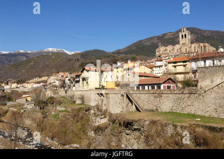 Village de Prats de Mollo La Preste, Vallespir, Languedoc Roussillon, Pyrenees Orintales, France Banque D'Images