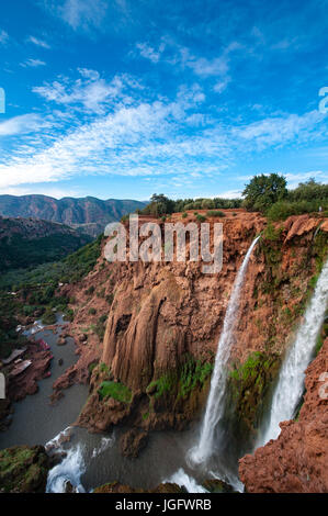 Ouzoud Cascades d'Ouzoud dans les montagnes de l'Atlas au Maroc Banque D'Images