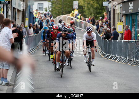 Skipton, UK. 5e juillet, 2017. Skipton Mens Elite Race Cycle Mercredi, 05 juillet 2017 : Crédit Les Wagstaff/Alamy Live News Banque D'Images