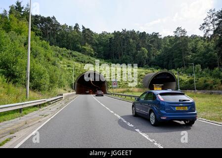 L'Hindhead road tunnel sur l'A3 Trunk road Surrey UK Banque D'Images