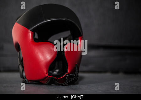 Close-up de casque de boxe in fitness studio Banque D'Images